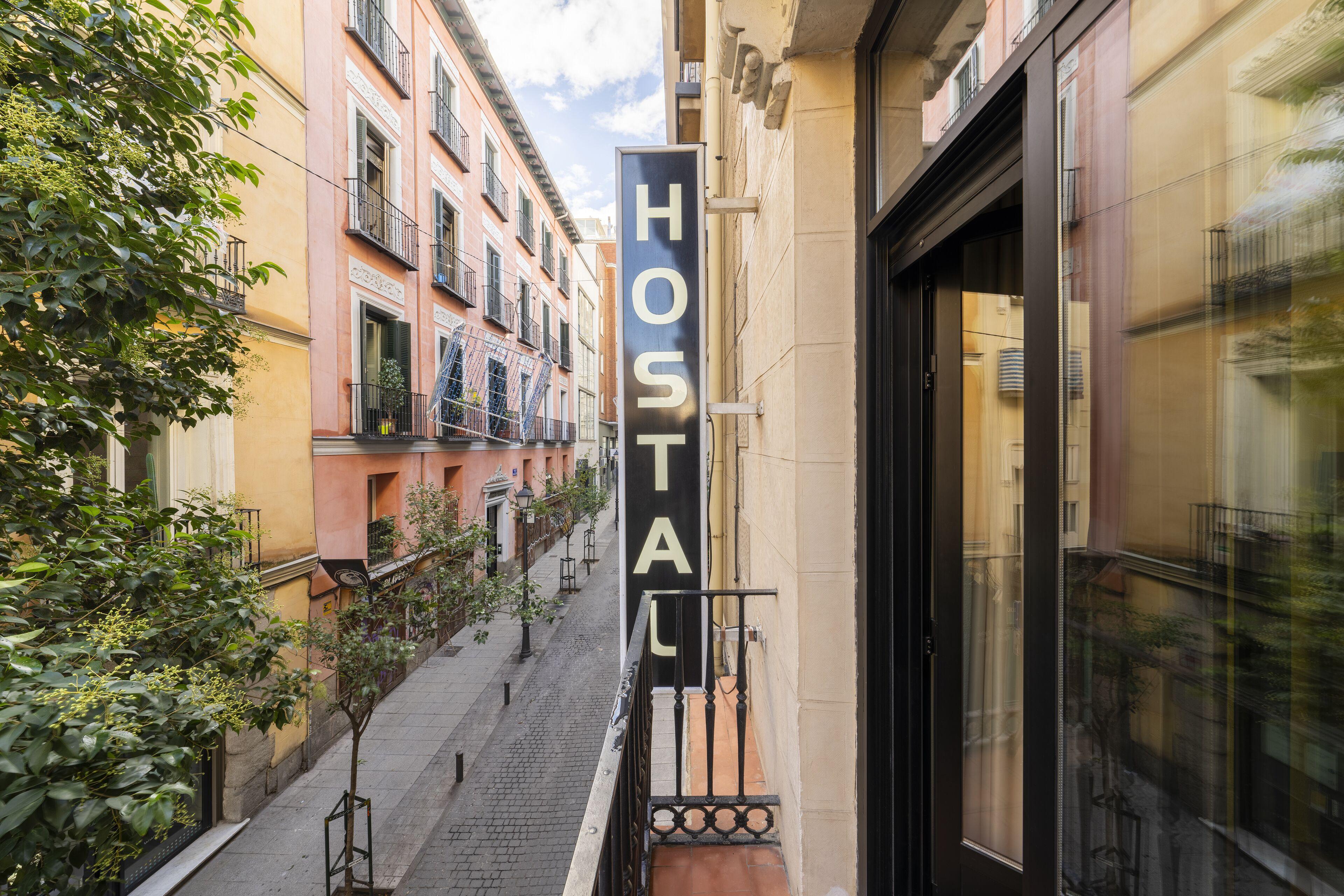 Hostal Ballesta — Photos 3